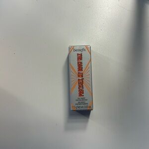 BENEFIT brow wax in warm deep brown